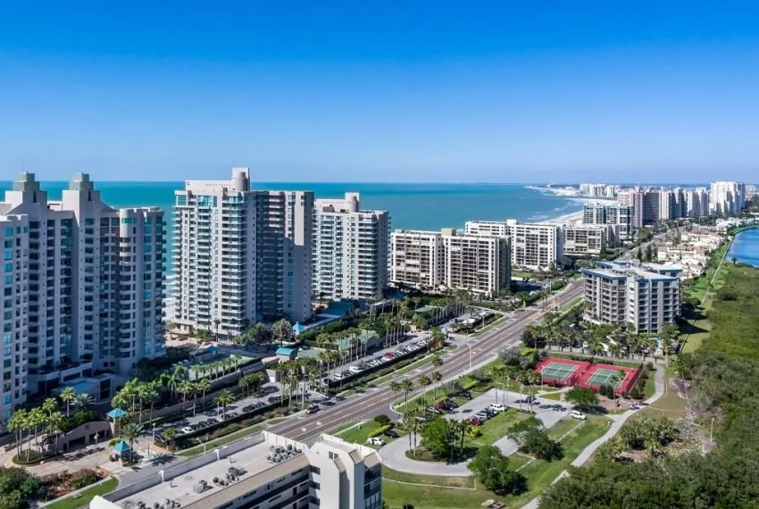 Clearwater_Beach_Florida_skyline_from_the_air_Aerial_drone_terrenosnaflorida-com_shutterstock_646540879_1200x680