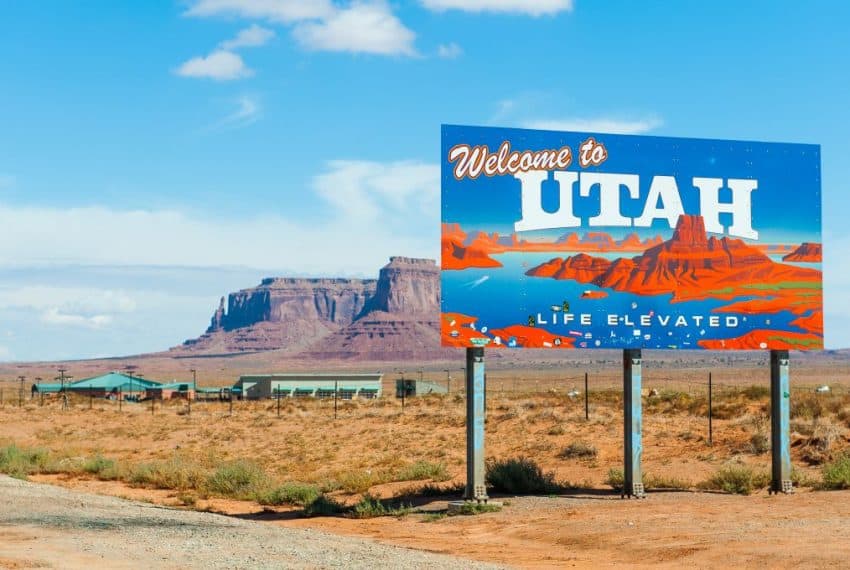 Welcome_to_Utah_Sign_terrenosnaflorida-com_shutterstock_153822674_1200x680